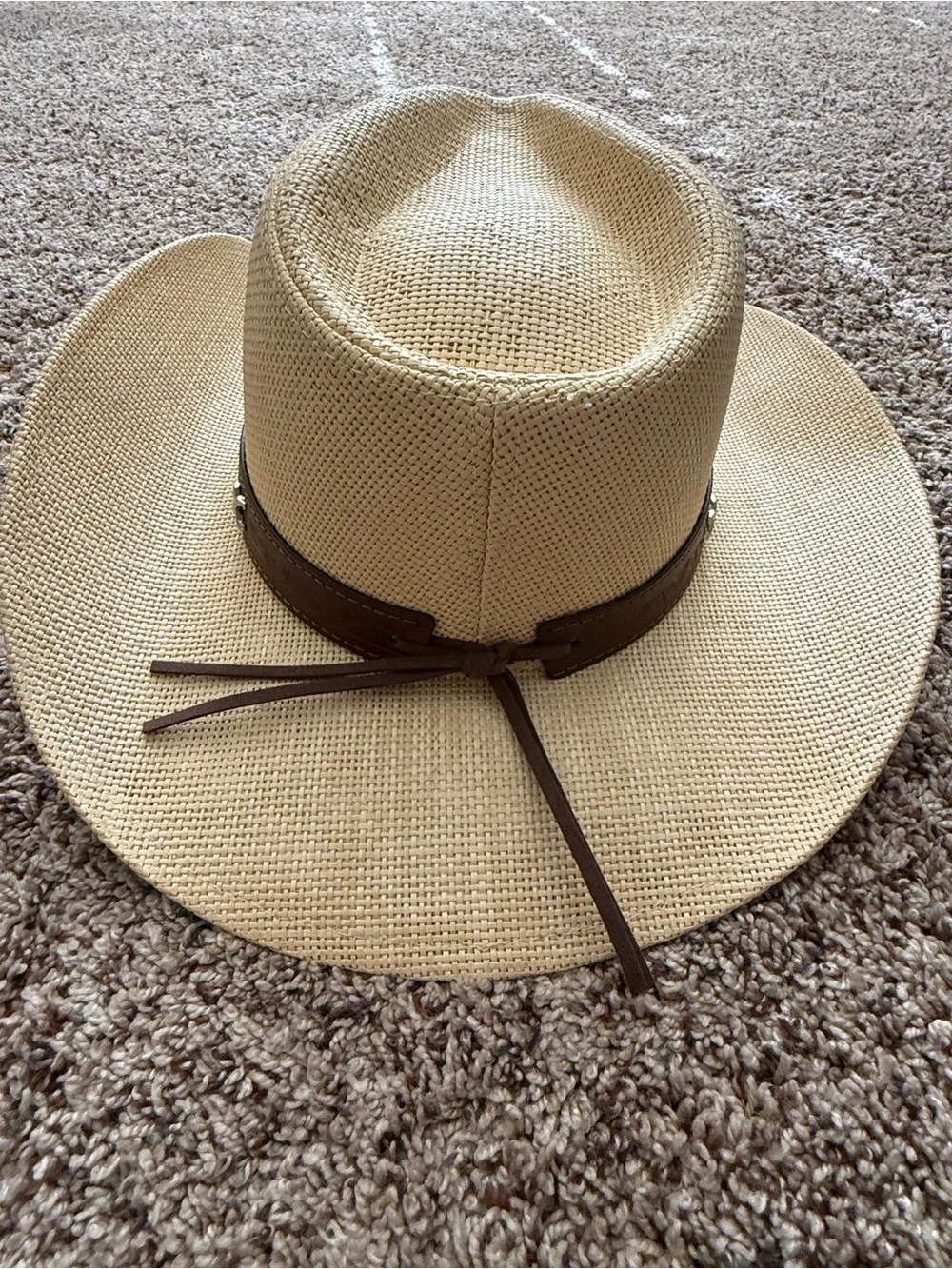 Men's Straw Cowboy Hat with Brown Leather Band
